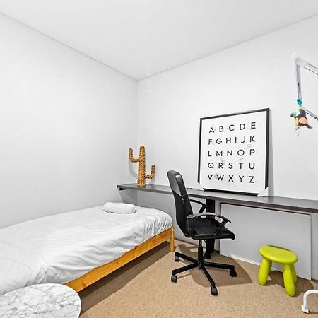 Four Bedroom Apartment With Facilities In Olympic Park Sydney Eksteriør billede