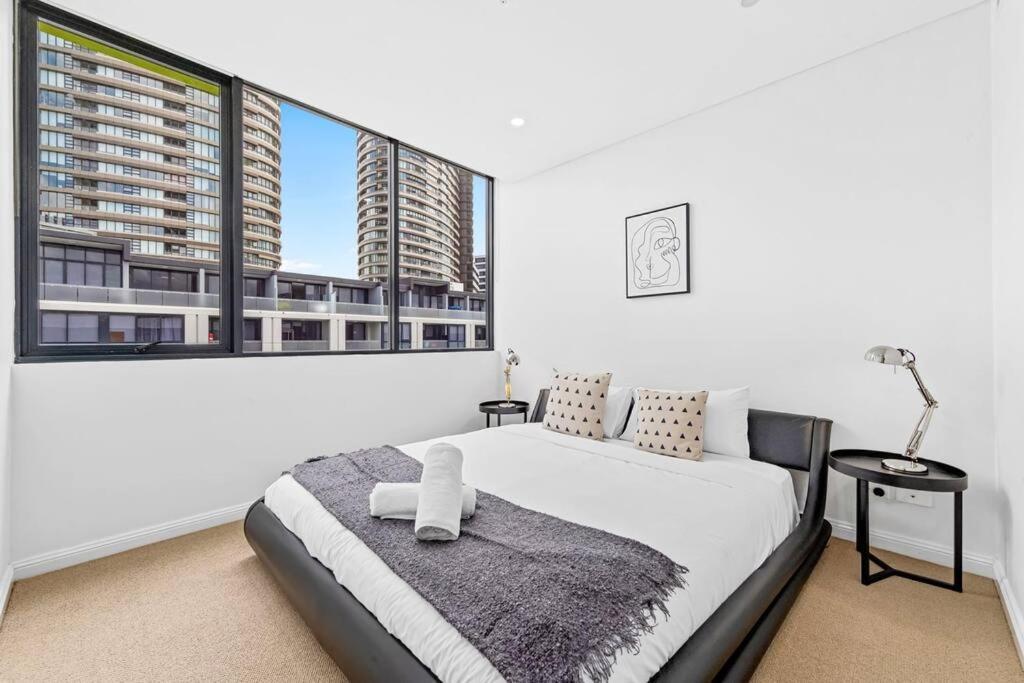 Four Bedroom Apartment With Facilities In Olympic Park Sydney Eksteriør billede